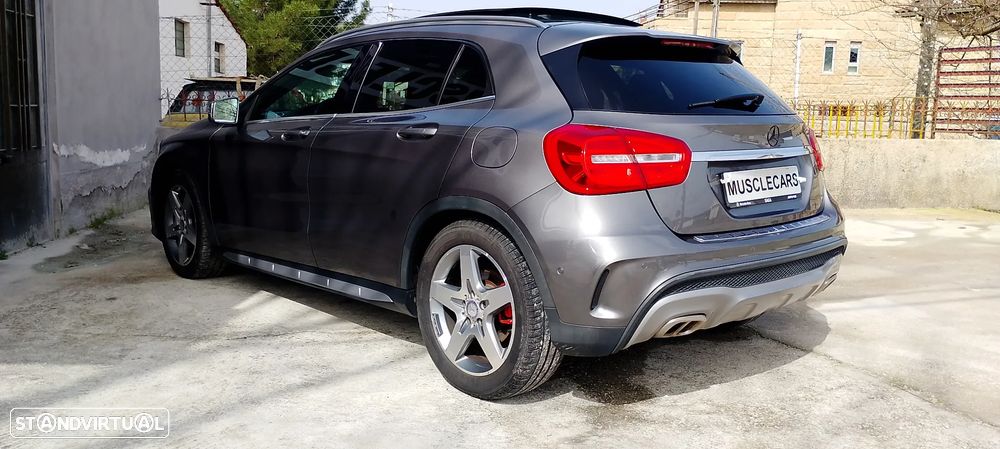 Mercedes-Benz GLA 220 CDi AMG Line 4-Matic - 10