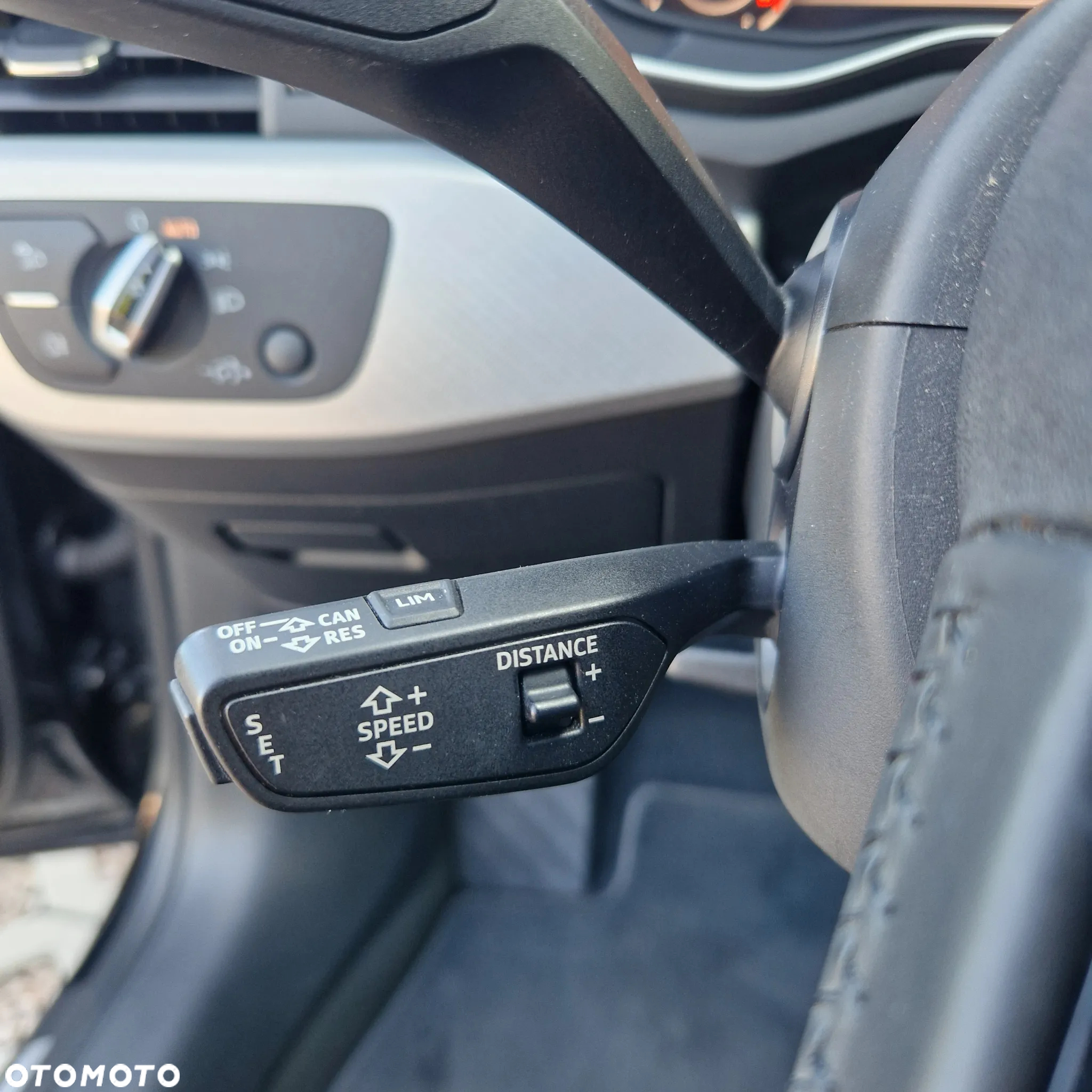 Audi A4 2.0 TFSI ultra Sport S tronic - 32