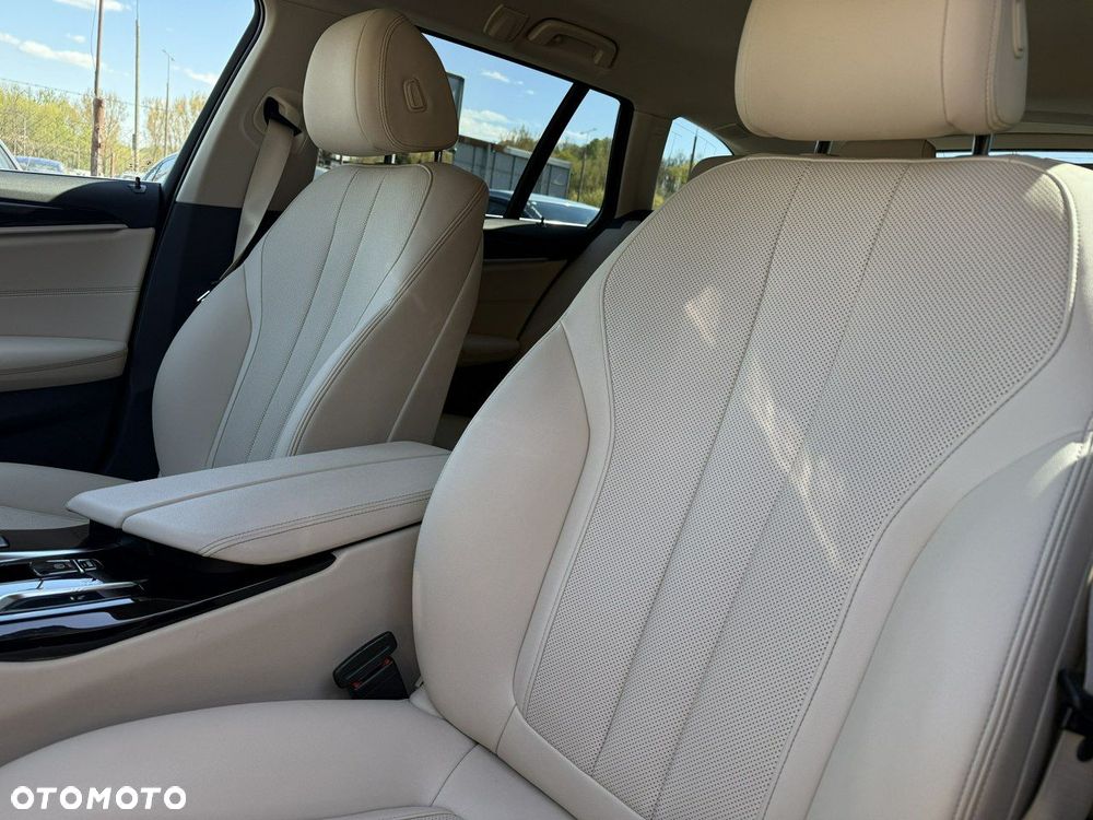 BMW Seria 5 518d mHEV Business Edition - 11