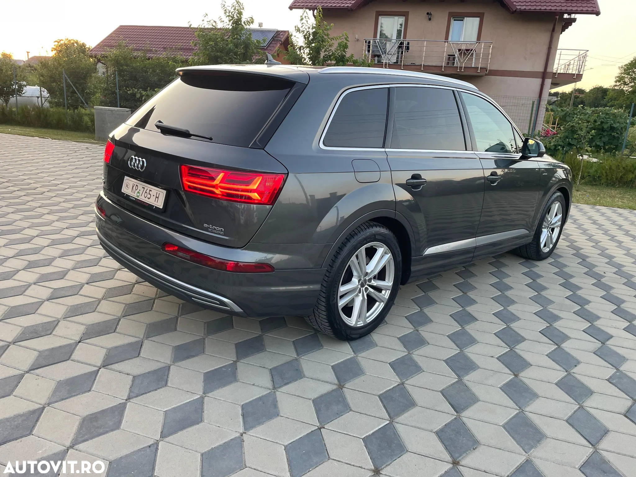 Audi Q7 - 5