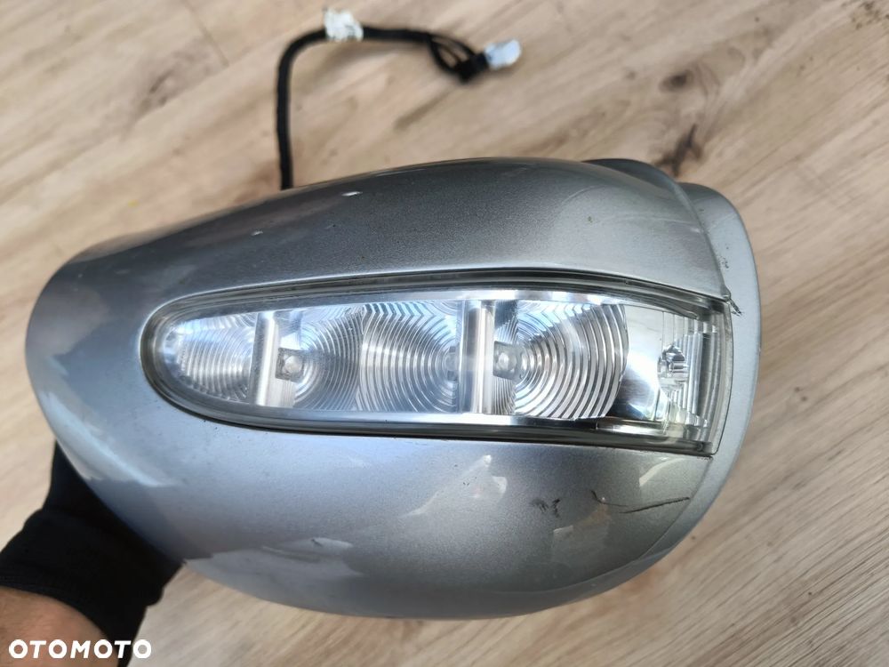 MERCEDES ML W164 LUSTERKO PRAWE 775 ELE SKŁADANE 14 pinów EU - 4