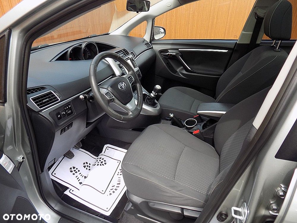 Toyota Verso 2.0 D-4D Life - 4