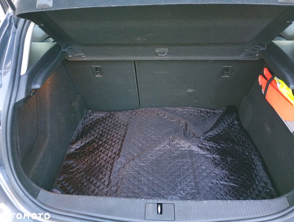 Opel Astra 1.6 Enjoy EU6 - 22