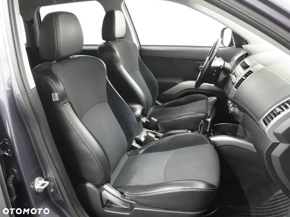 Mitsubishi Outlander 2.0 2WD - 27