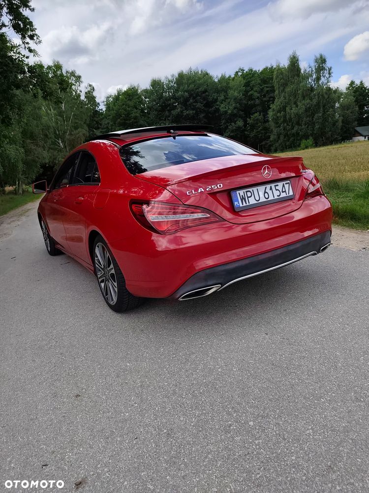 Mercedes-Benz 280 4Matic 7G-TRONIC - 7