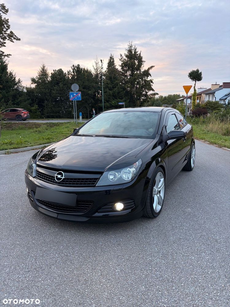 Opel Astra 2.0 Turbo Sport - 24