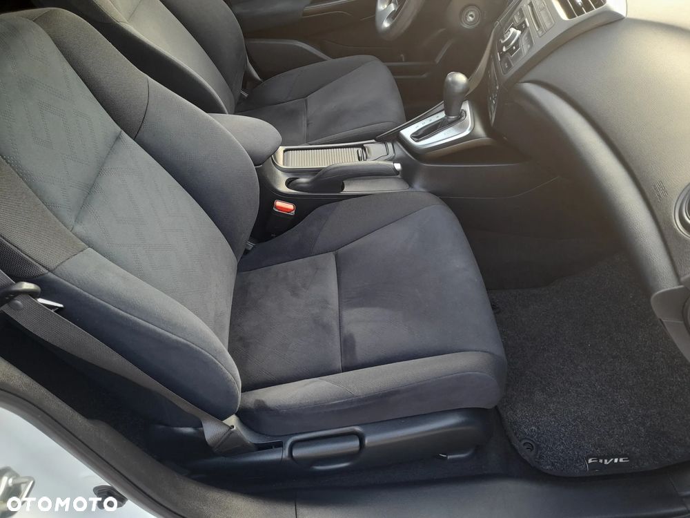 Honda Civic 1.8 Comfort - 11