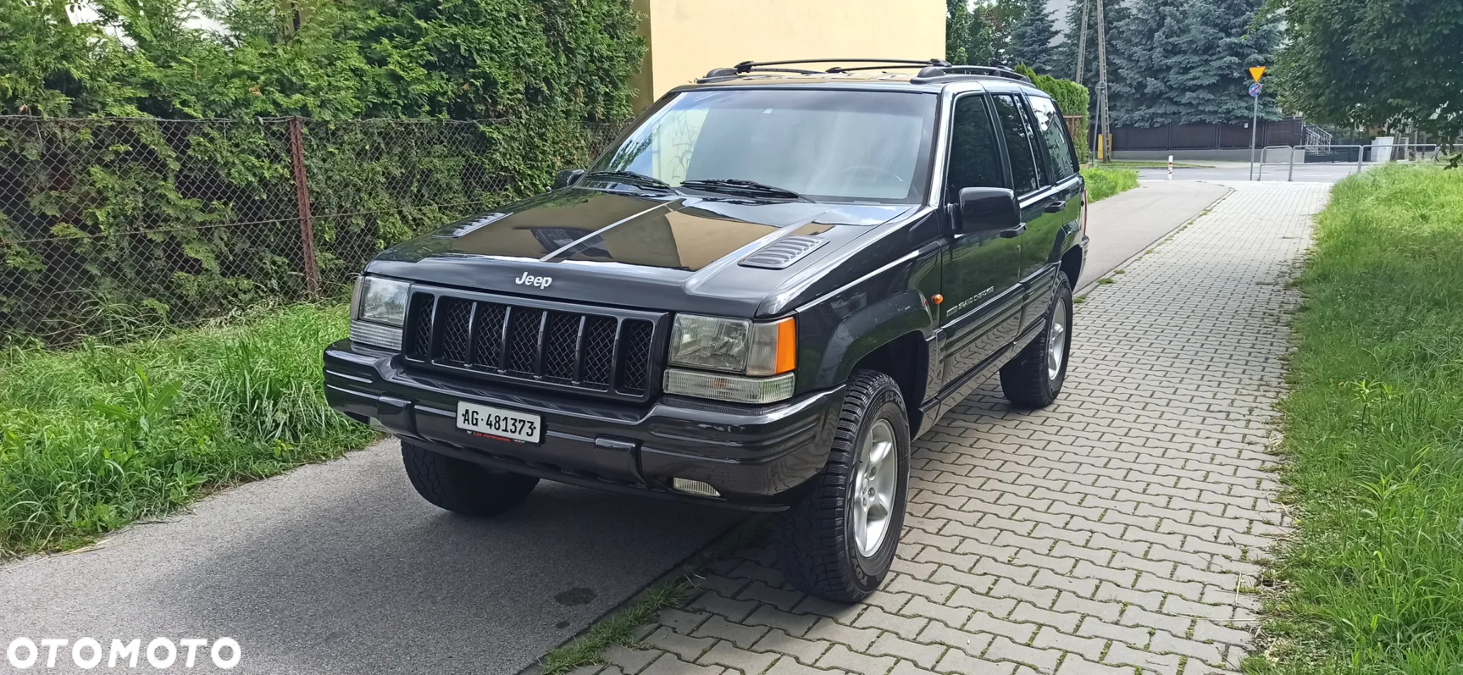 Jeep Grand Cherokee 5.9 Limited - 27