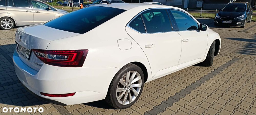 Skoda Superb 1.4 TSI ACT Ambition - 4