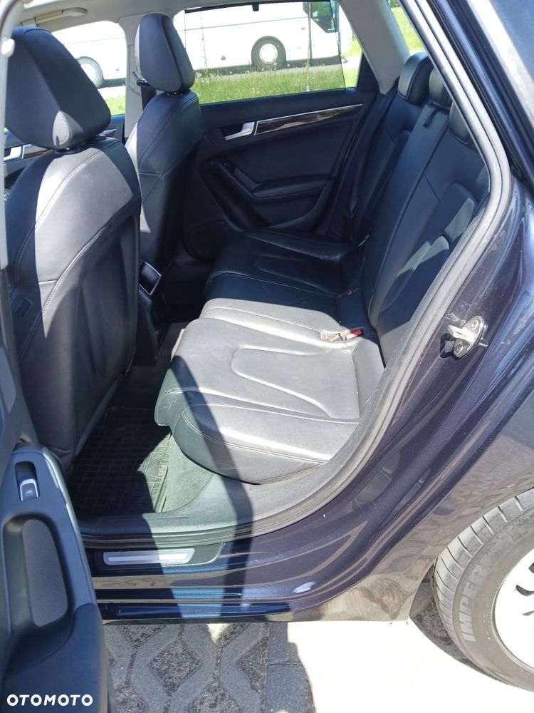 Audi A4 Avant 2.0 TDI DPF Ambiente - 12