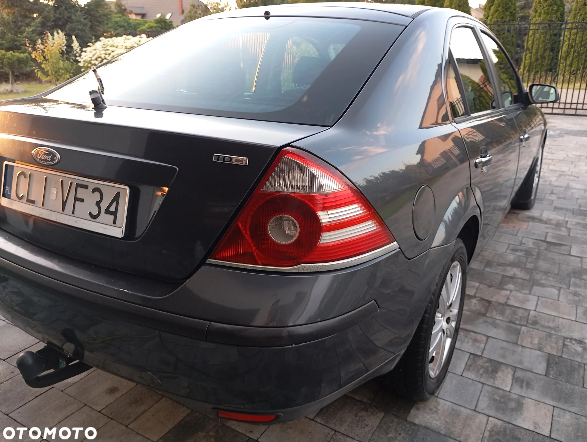 Ford Mondeo 2.0 TDCi X - 8