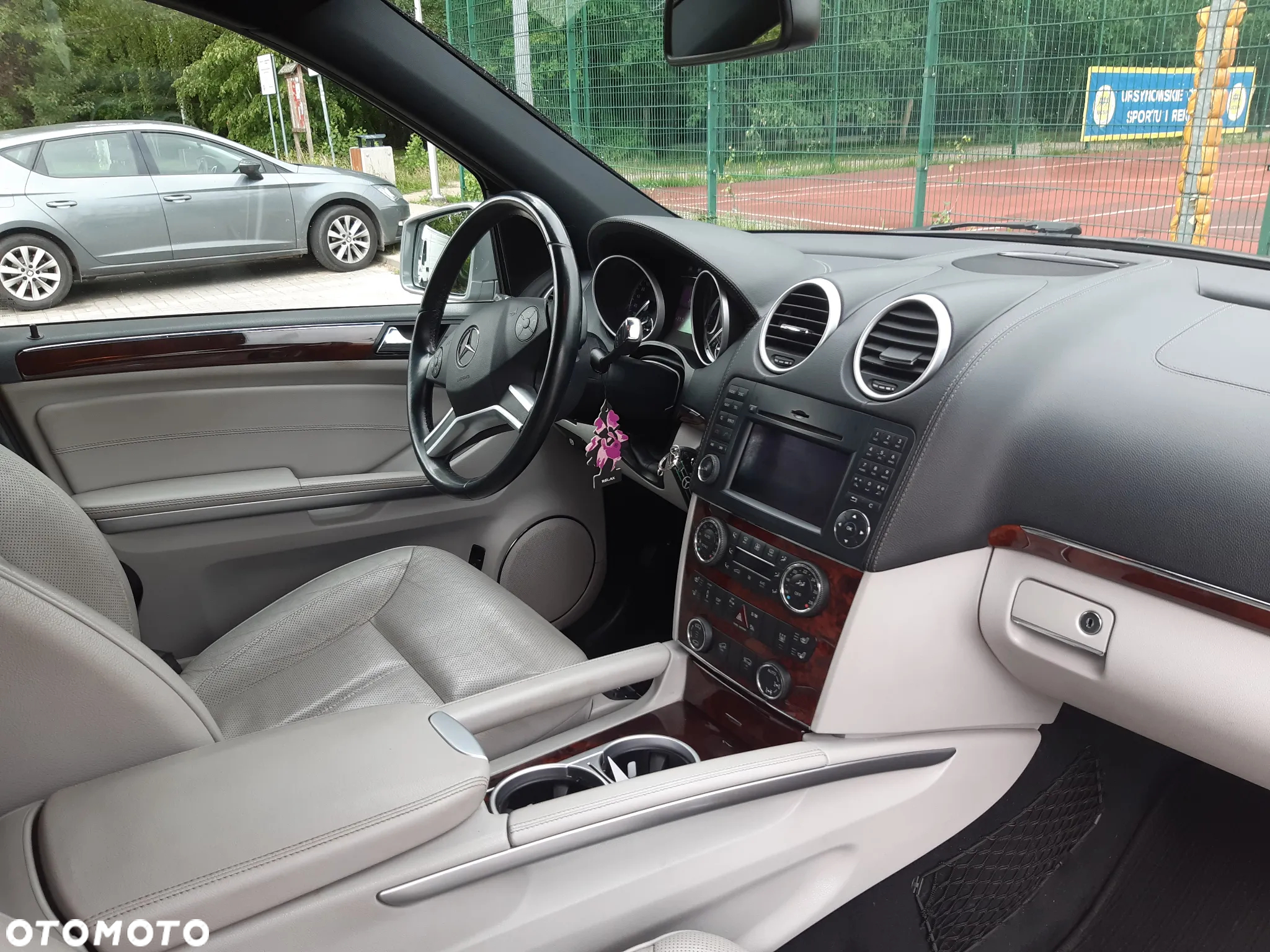 Mercedes-Benz GL 450 CDI - 13