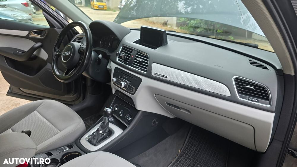 Audi Q3 2.0 TDI Quattro S tronic - 13