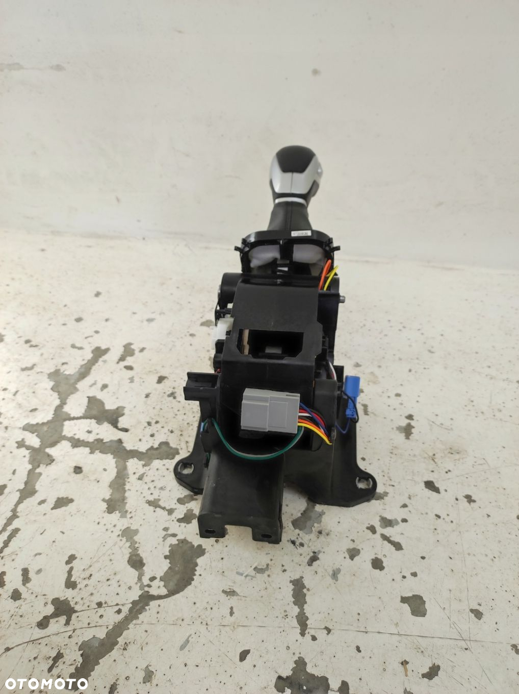 GAŁKA LEWAREK WYBIERAK ZMIANY BIEGÓW CONNECT MK2 II 2 LIFT 1.5 TDCI - 6