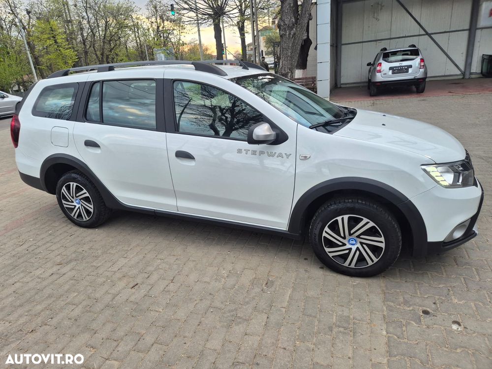 Dacia Logan Stepway 0.9 TCe - 3