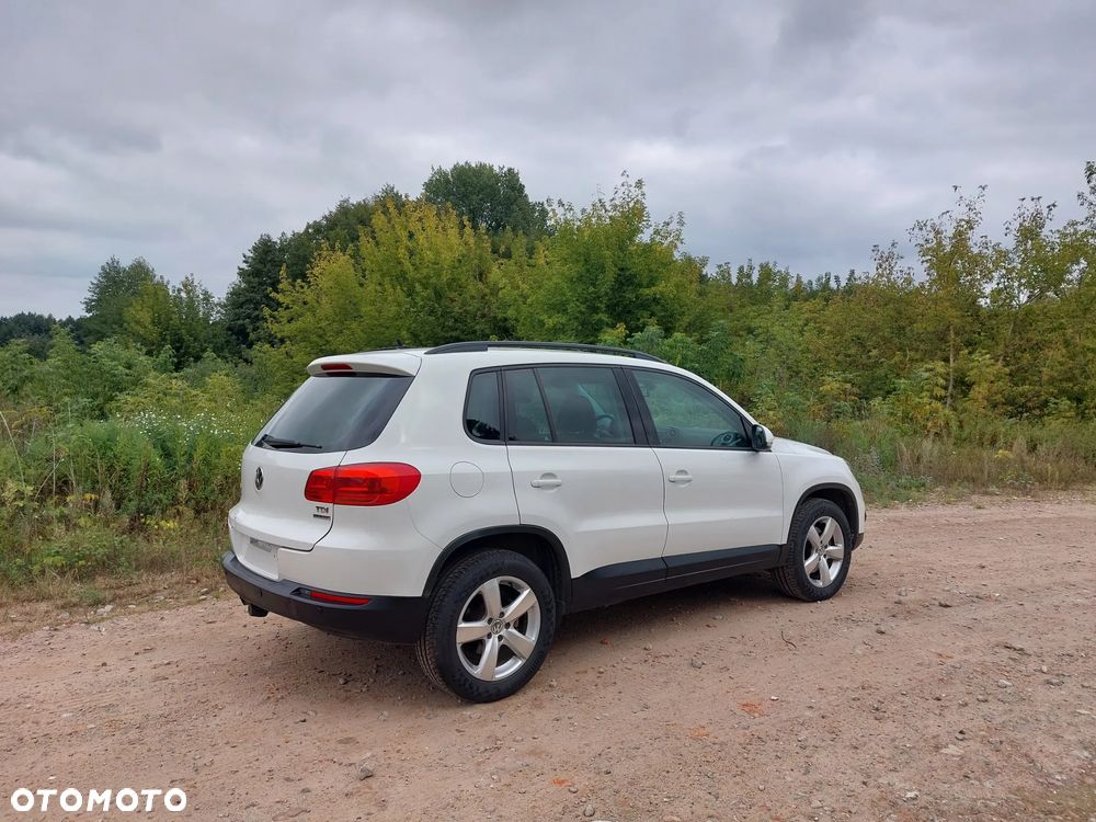 Volkswagen Tiguan - 2