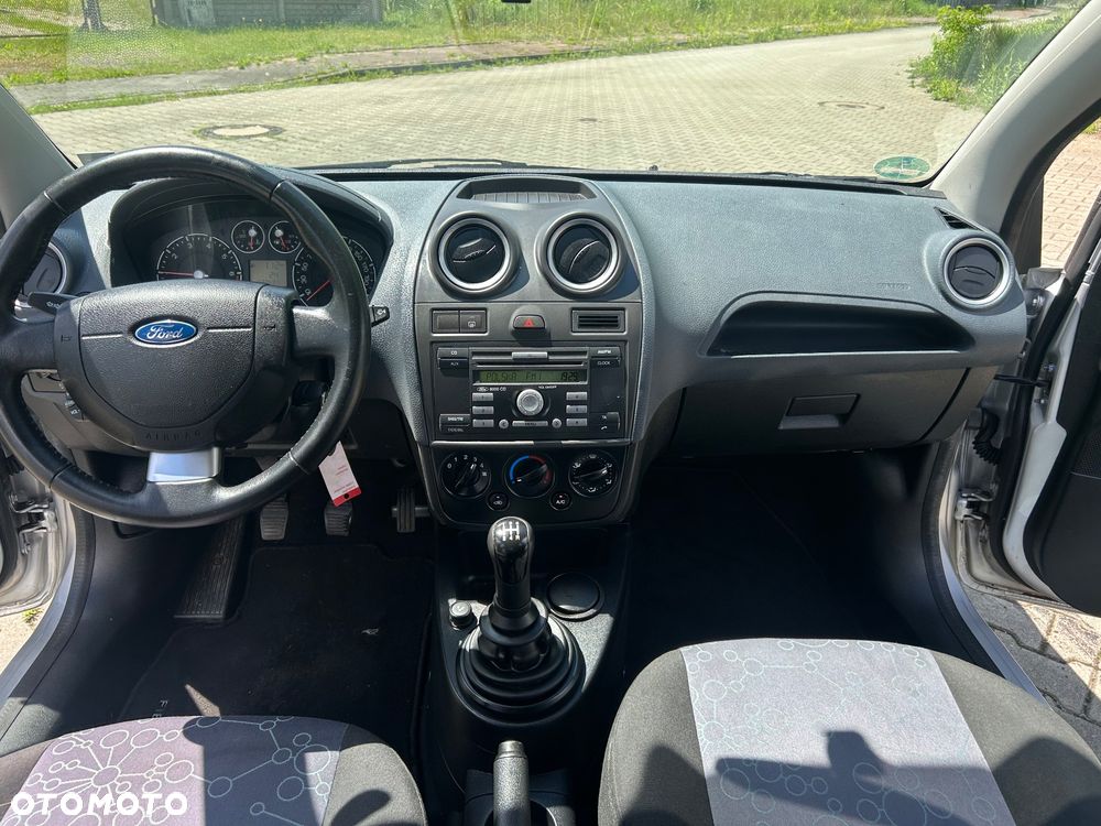 Ford Fiesta 1.4 Style - 14