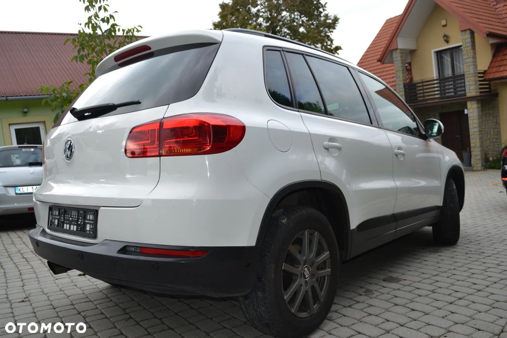 Volkswagen Tiguan 1.4 TSI 4Motion Trend & Fun - 4