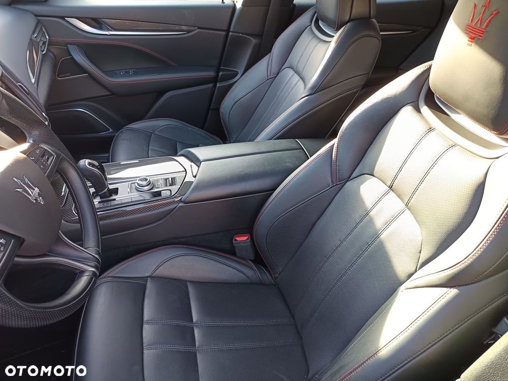 Maserati Levante S Q4 - 8