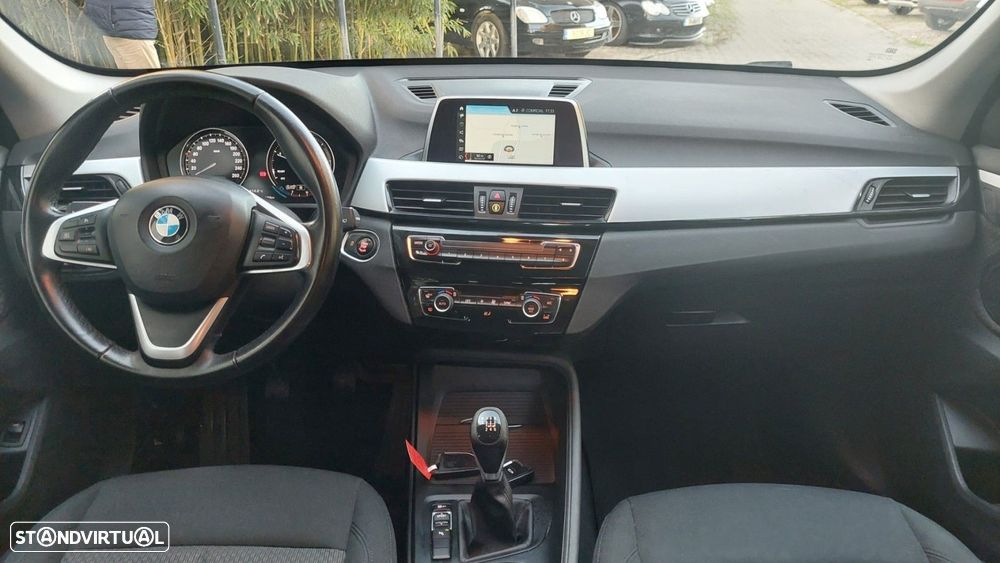 BMW X1 16 d sDrive Line Sport - 14