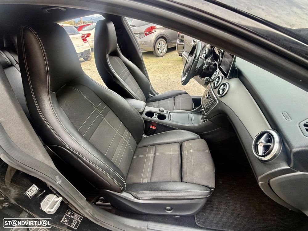 Mercedes-Benz CLA 220 d Shooting Brake AMG Line Aut. - 13