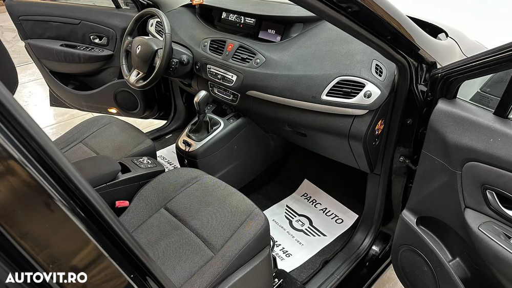 Renault Grand Scenic - 8