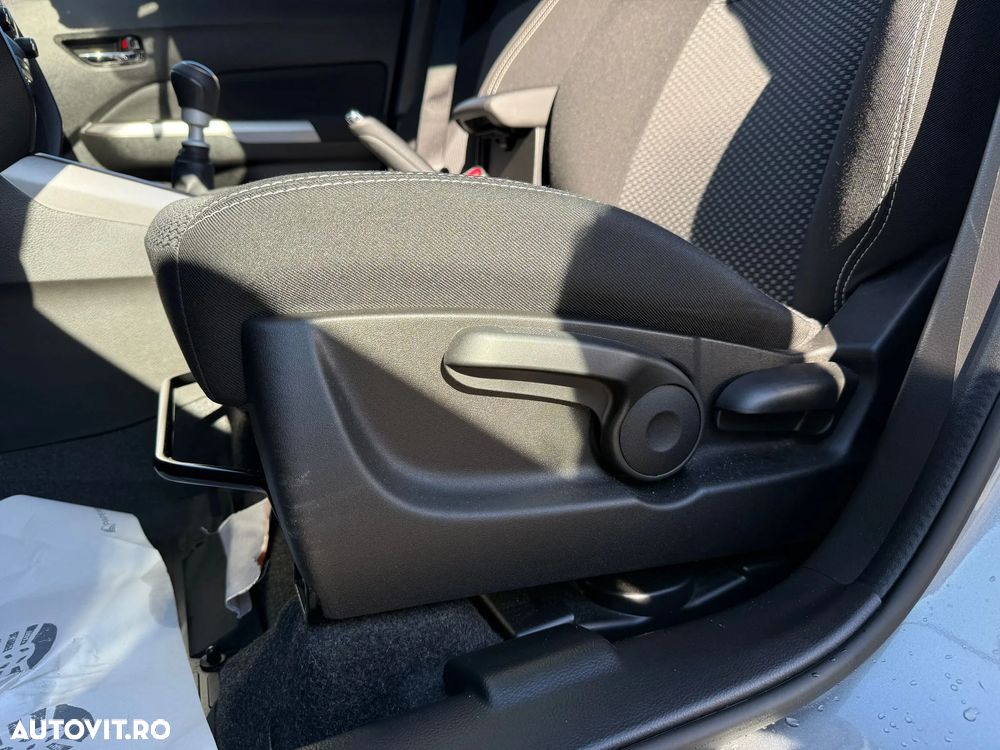 Suzuki Vitara 1.4 Boosterjet MHEV Passion - 15