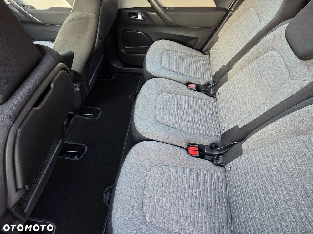Citroën C4 SpaceTourer - 19