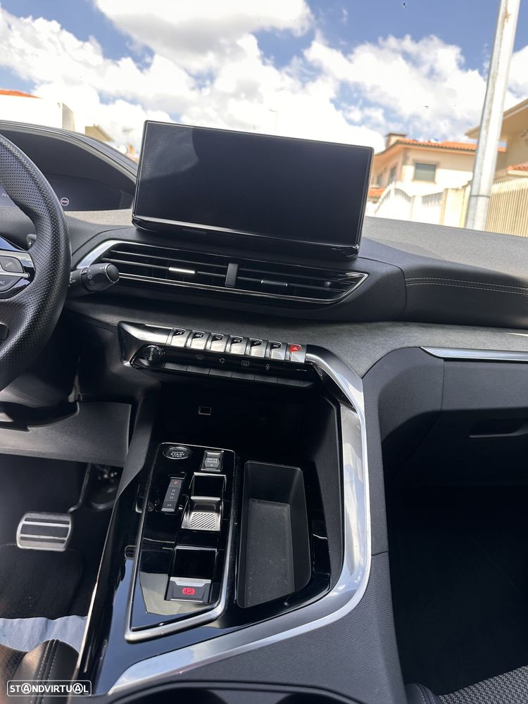 Peugeot 3008 1.2 PureTech GT Line EAT8 - 6