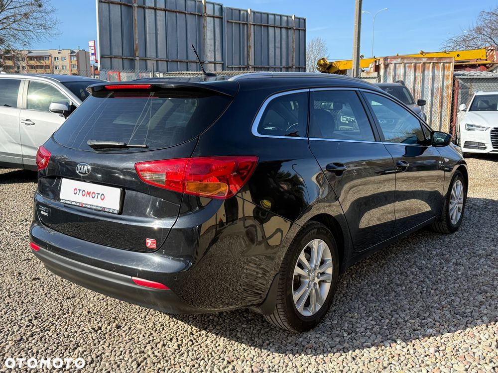 Kia Ceed 1.6 GDI DCT Vision - 13