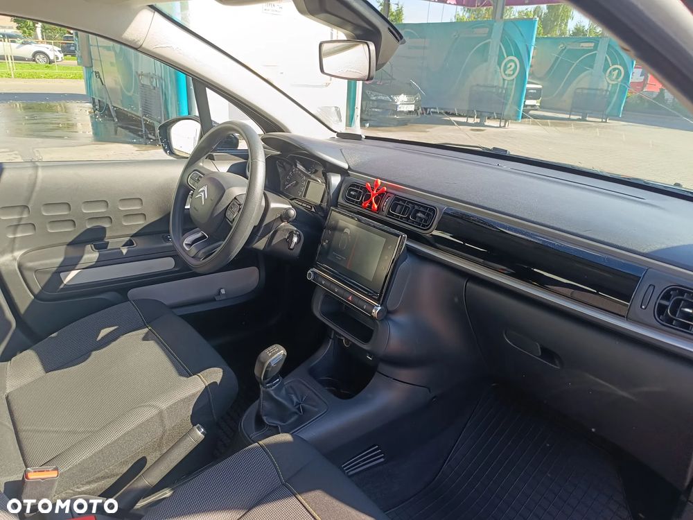 Citroën C3 1.2 PureTech Shine - 36