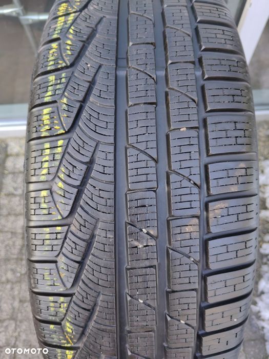235/55R18 104H Pirelli Sottozero Winter 210 serii II zimowa pojedyncza