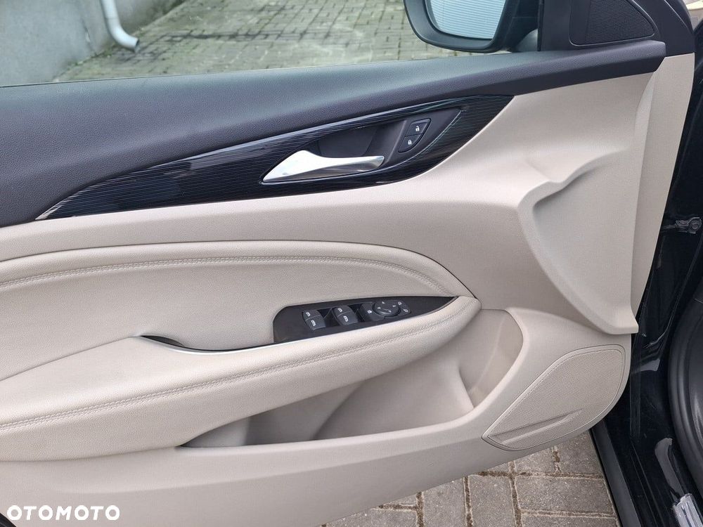 Opel Insignia 1.5 T GPF Elite S&S - 15