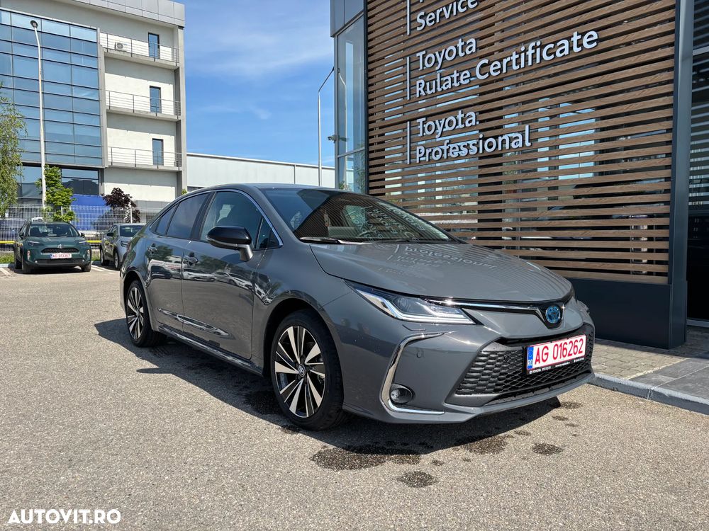 Toyota Corolla 1.8 HSD Dynamic - 1