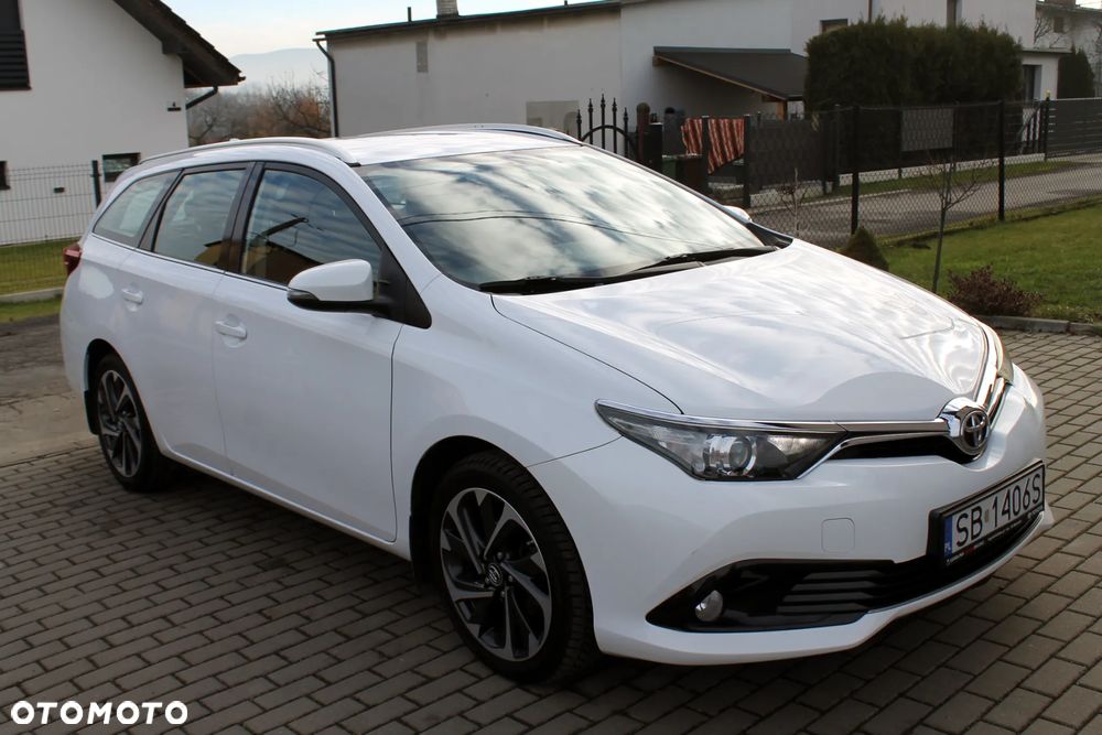 Toyota Auris - 3