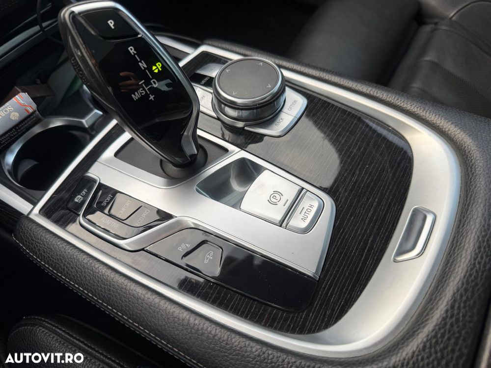 BMW Seria 7 740d xDrive - 21