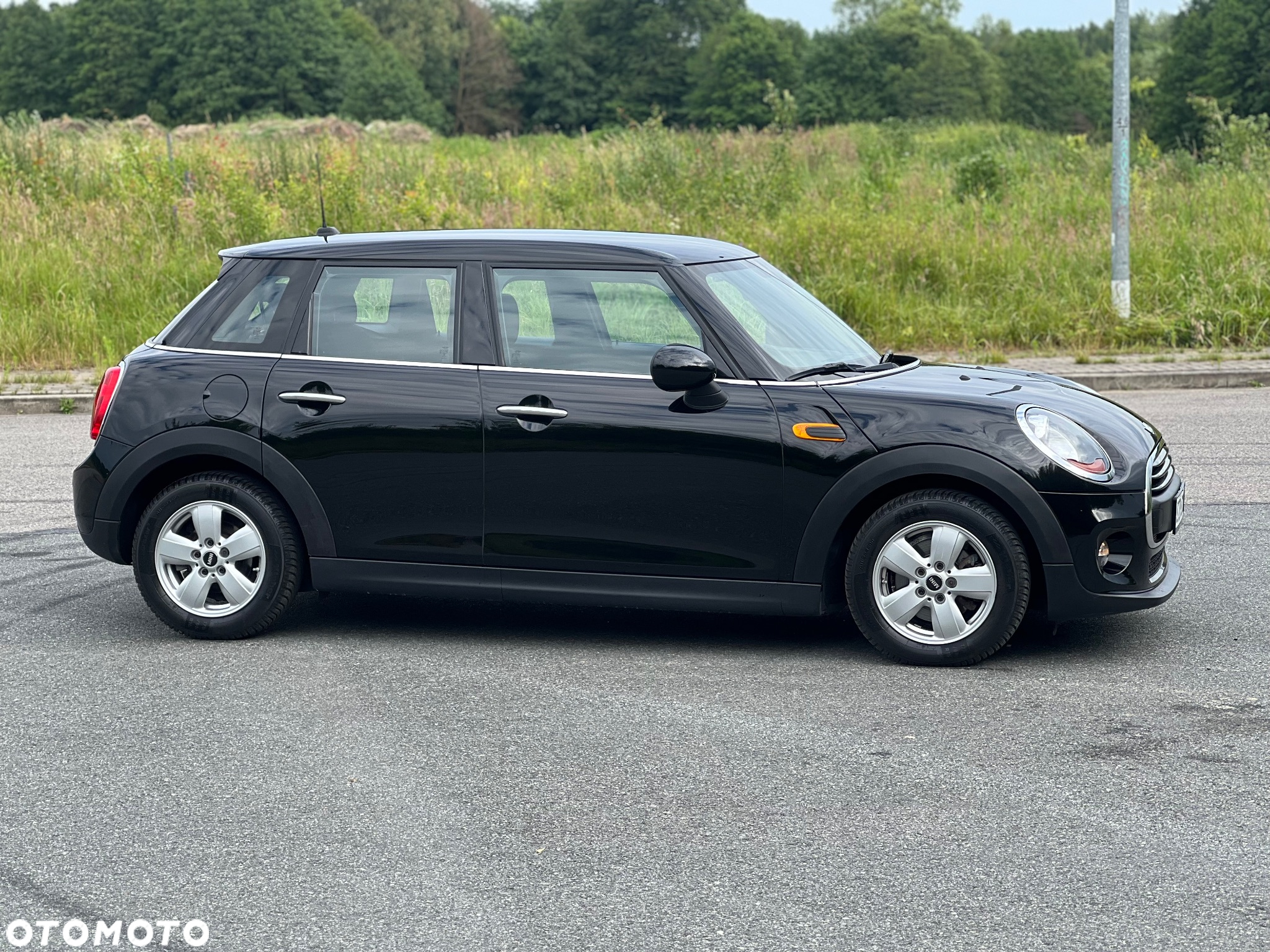 MINI ONE Standard - 5
