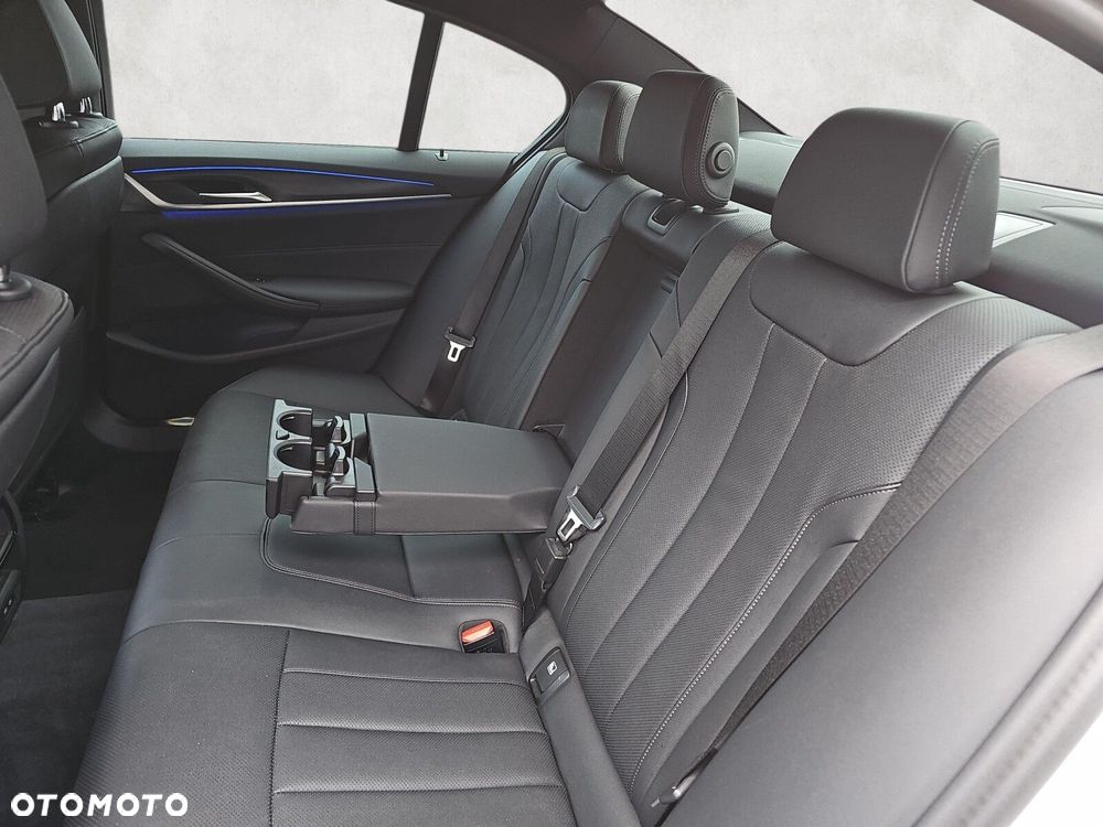 BMW Seria 5 - 23