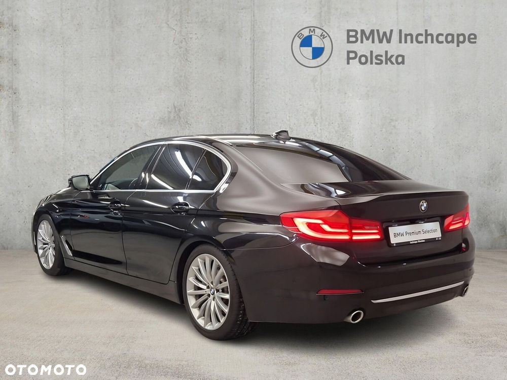 BMW Seria 5 520d Luxury Line sport - 3