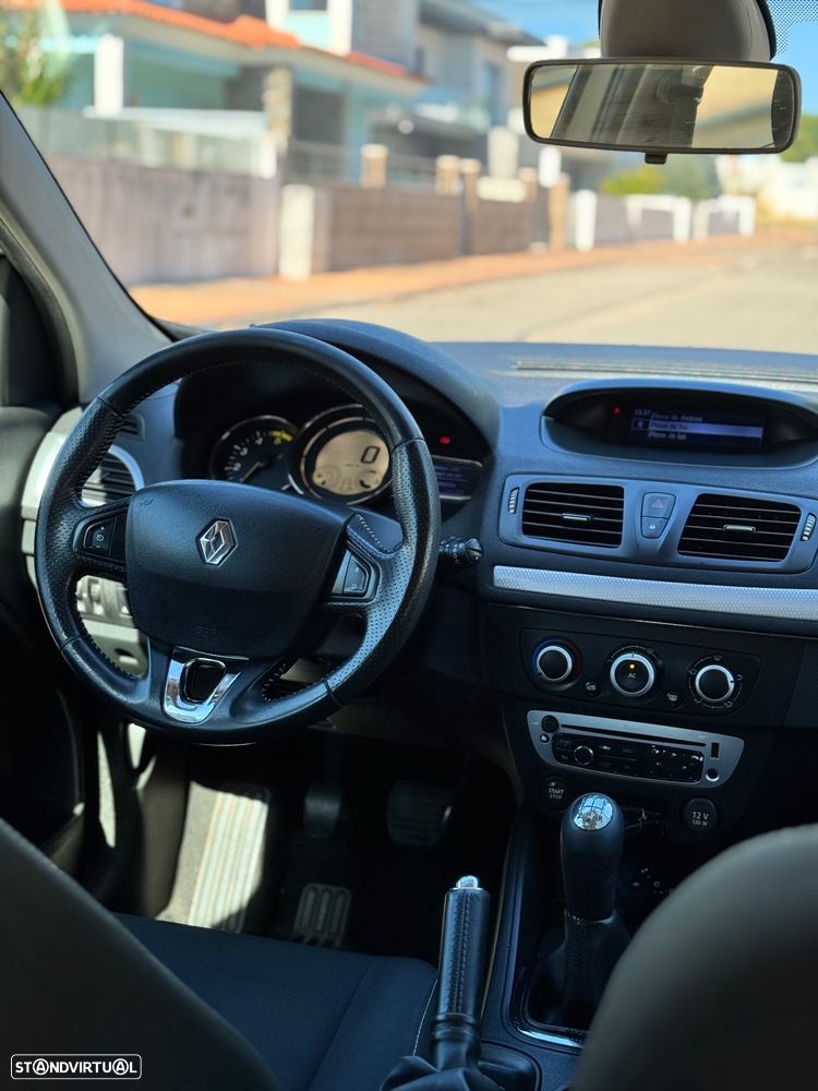 Renault Mégane Sport Tourer 1.5 dCi Dynamique - 4