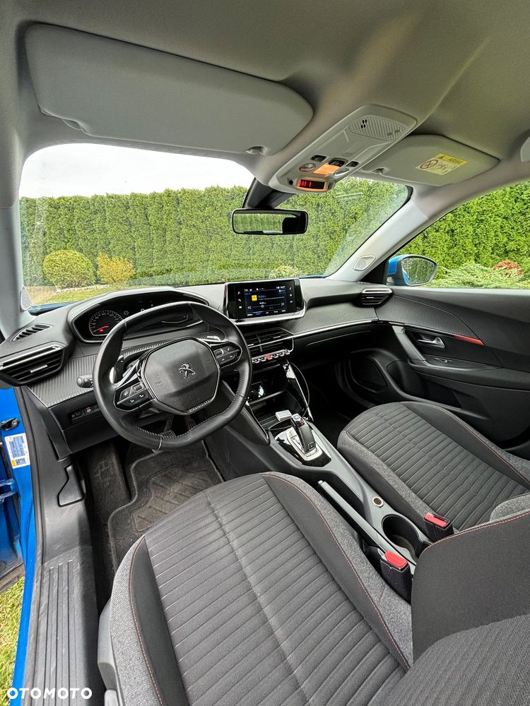 Peugeot 2008 1.2 PureTech Allure S&S EAT8 - 8