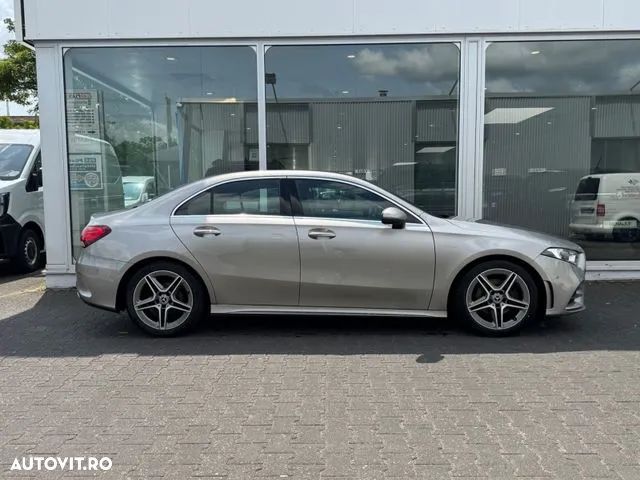 Mercedes-Benz A - 3