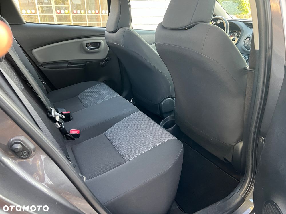Toyota Yaris 1.33 Premium - 12