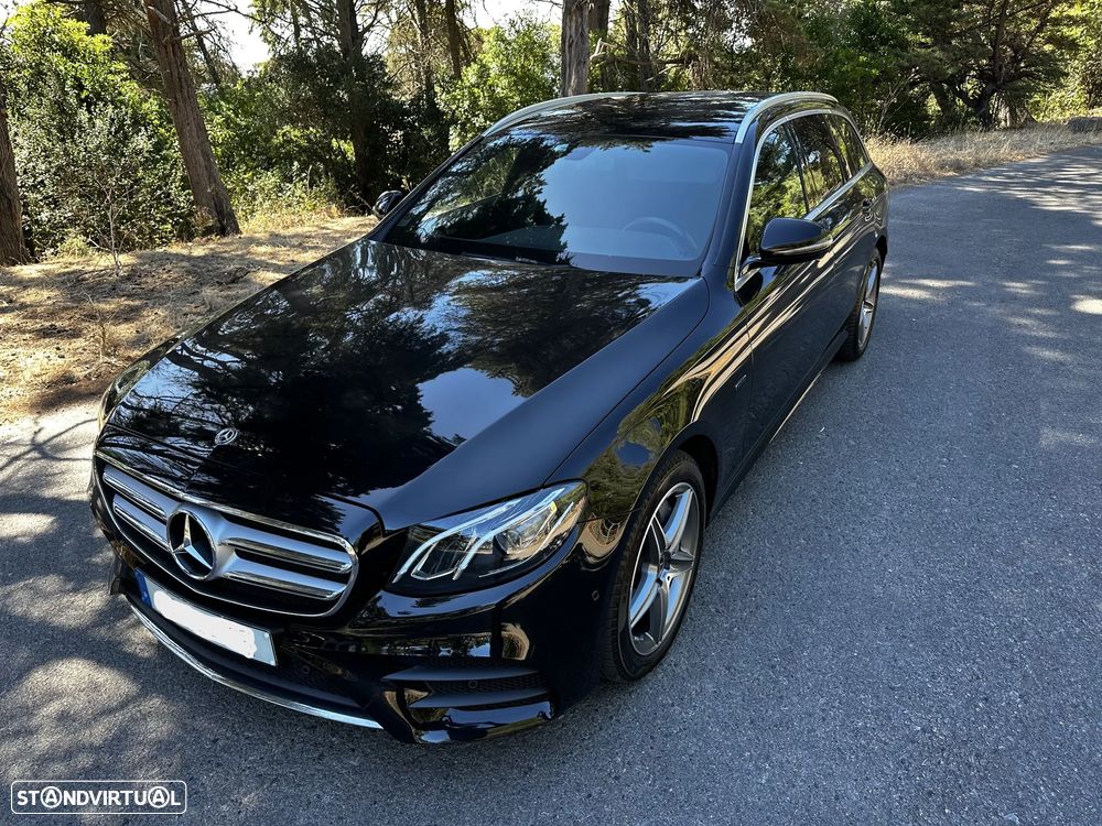 Mercedes-Benz E 300 de AMG Line - 1