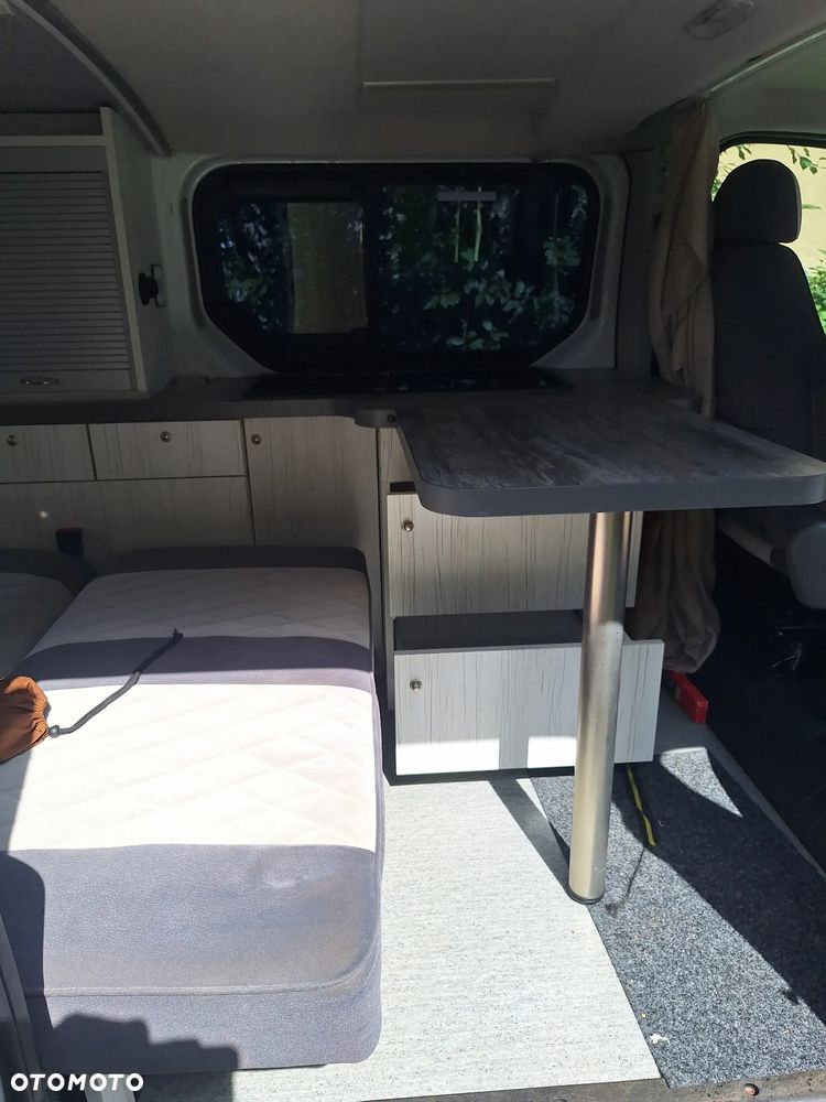 Renault Trafic - 13