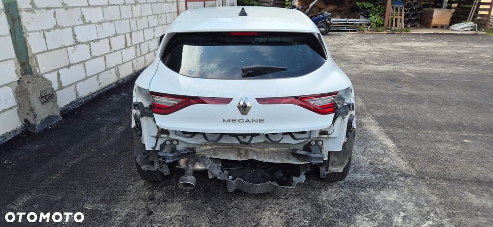Renault Megane 1.5 dCi Limited EDC EU6 - 9