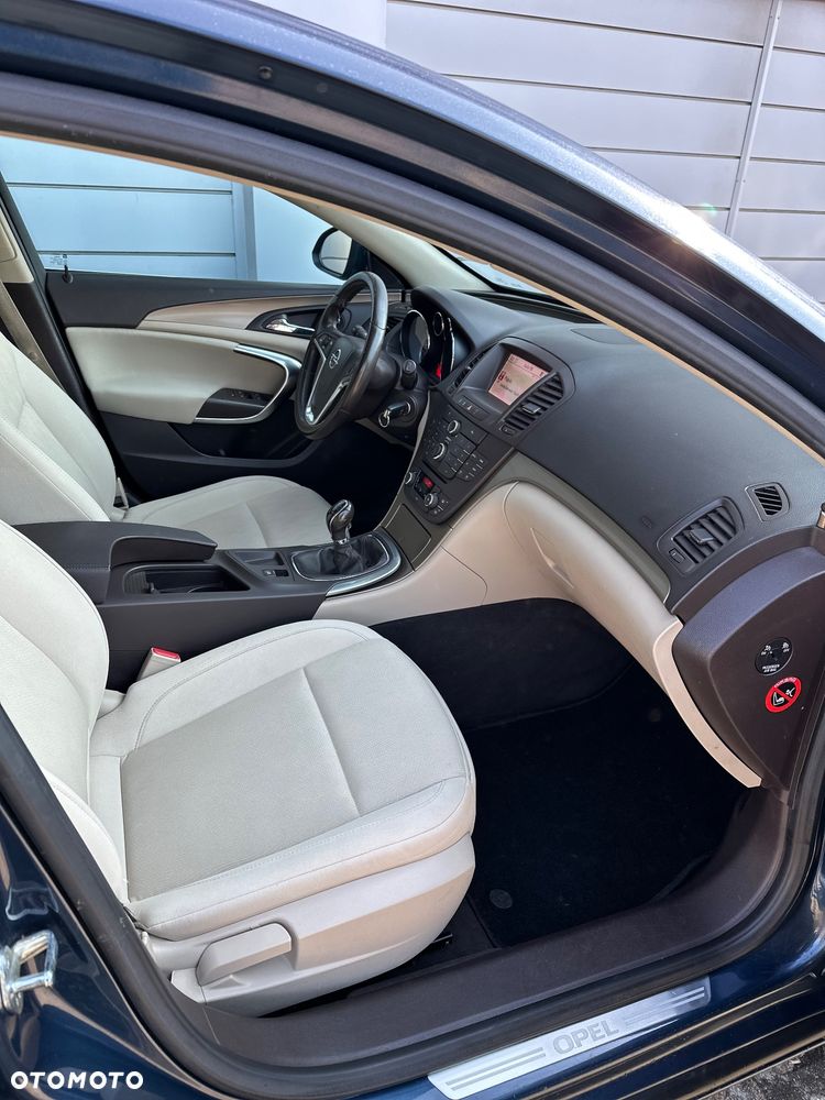 Opel Insignia 1.8 - 8