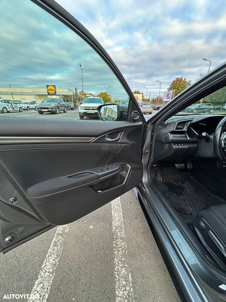 Honda Civic 1.5 VTEC Turbo CVT Sport - 15