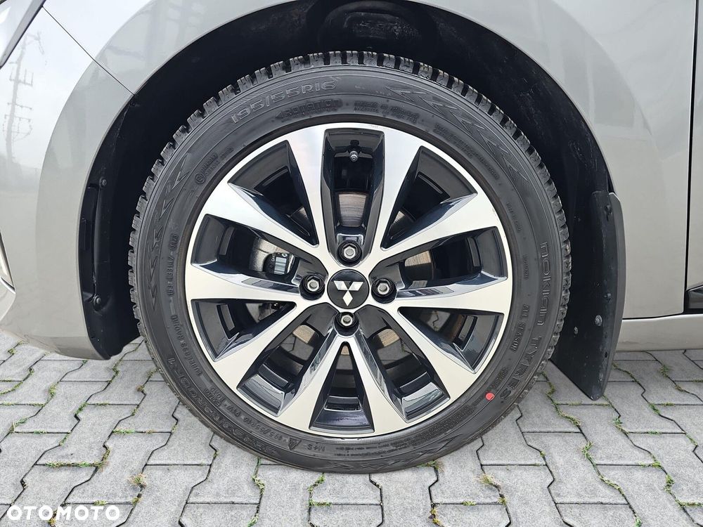 Mitsubishi Colt 1.0T Intense Style Cold - 32