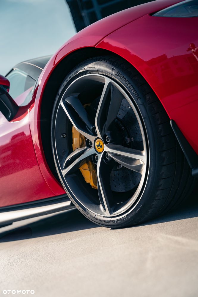 Ferrari 296 GTB - 5